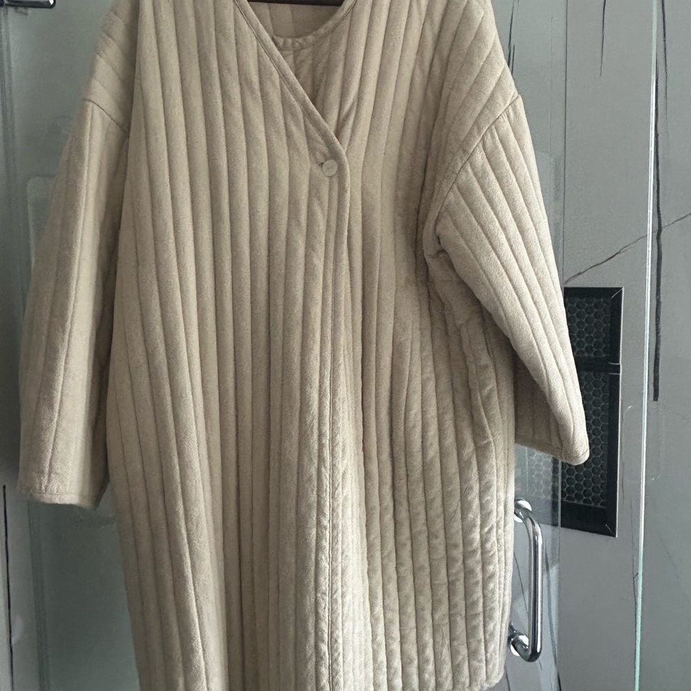 Cream quilted long cardigan!